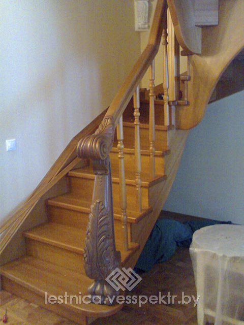 Комбинированная лестница из массива
