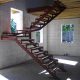 Металлическая лестница в частном доме