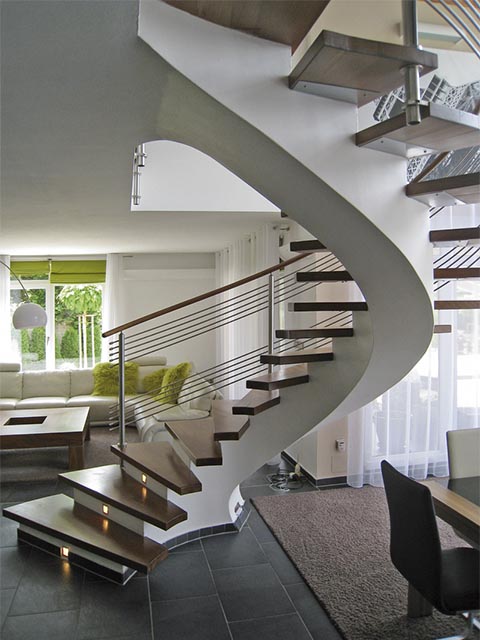 Монолитная лестница в дом